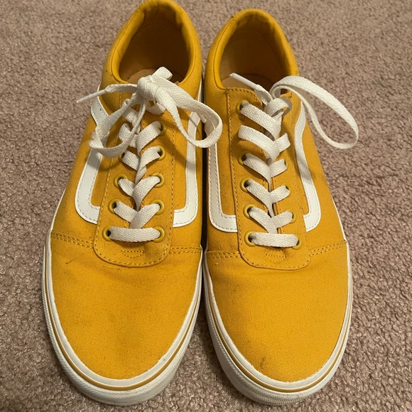 Yellow Vans - Picture 4 of 8